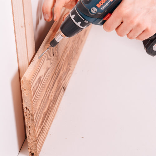 Befestigungsmaterial für Wandverkleidung mit Schrauben Mr. Timber